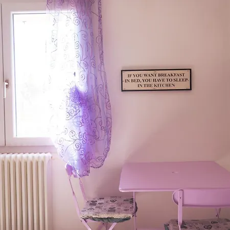 Il Giardino Di Rebecca Panzió 2*