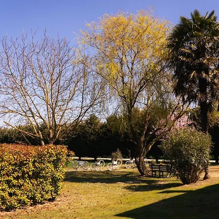 Bed and Breakfast Il Giardino Di Rebecca Φεράρα