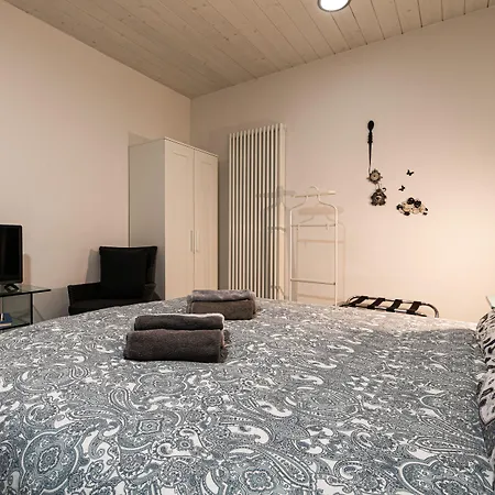 Il Giardino Di Rebecca Bed & Breakfast 4*