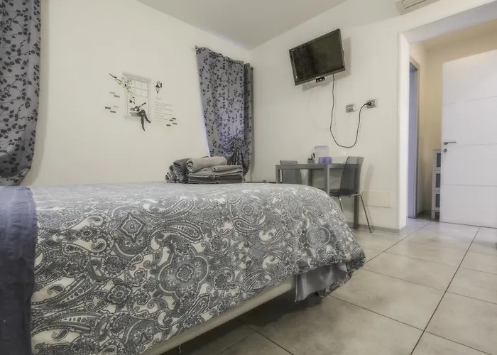 לינה וארוחת בוקר Il Giardino Di Rebecca