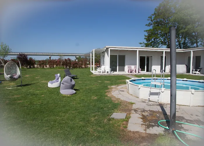 Il Giardino Di Rebecca פררה