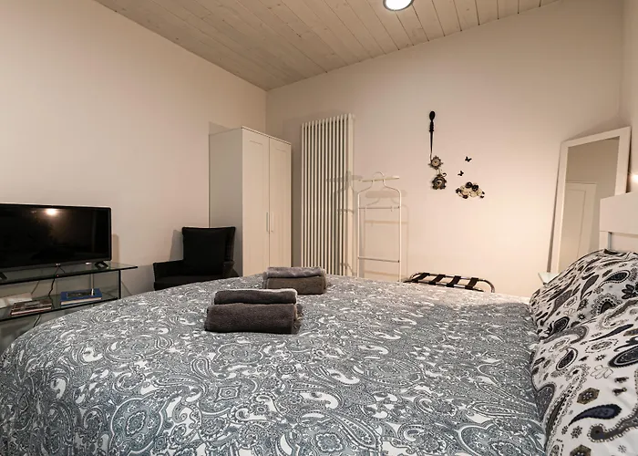 Il Giardino Di Rebecca לינה וארוחת בוקר 4*